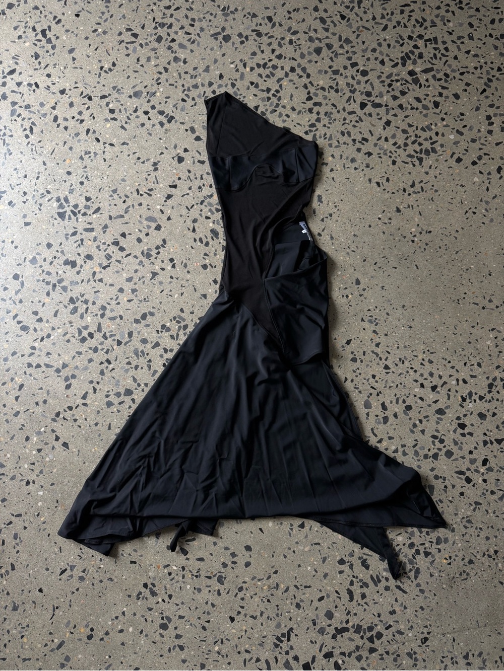 One-Shoulder Black Evening Dress with Asymmetric Hem